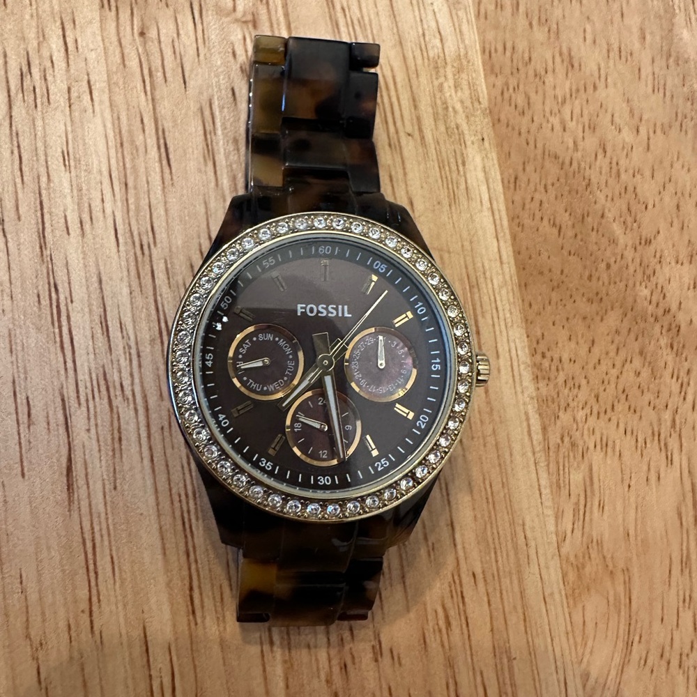Fossil tortoise & gold watch